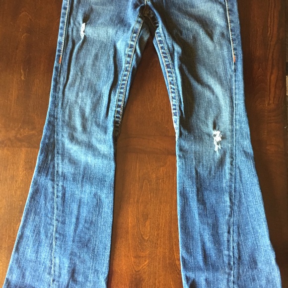 True Religion Flare Low Rise - Picture 3 of 4